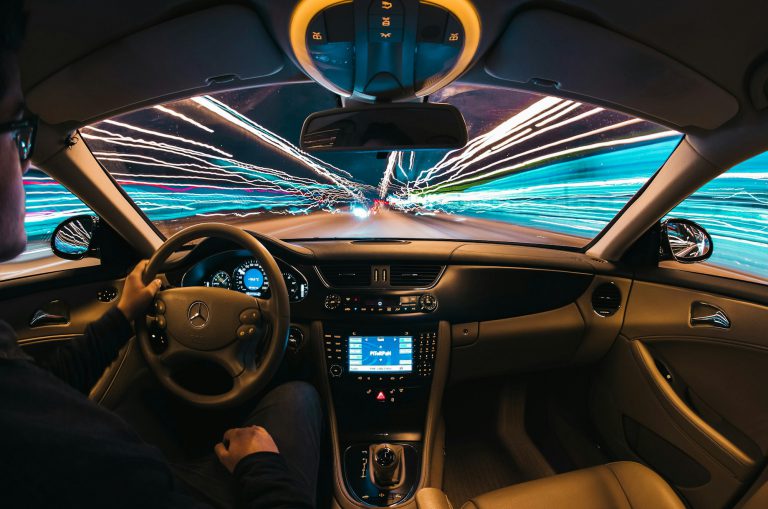 Wären Sie bereit, für neue Funktionen und Upgrades für Ihr Auto zu zahlen?